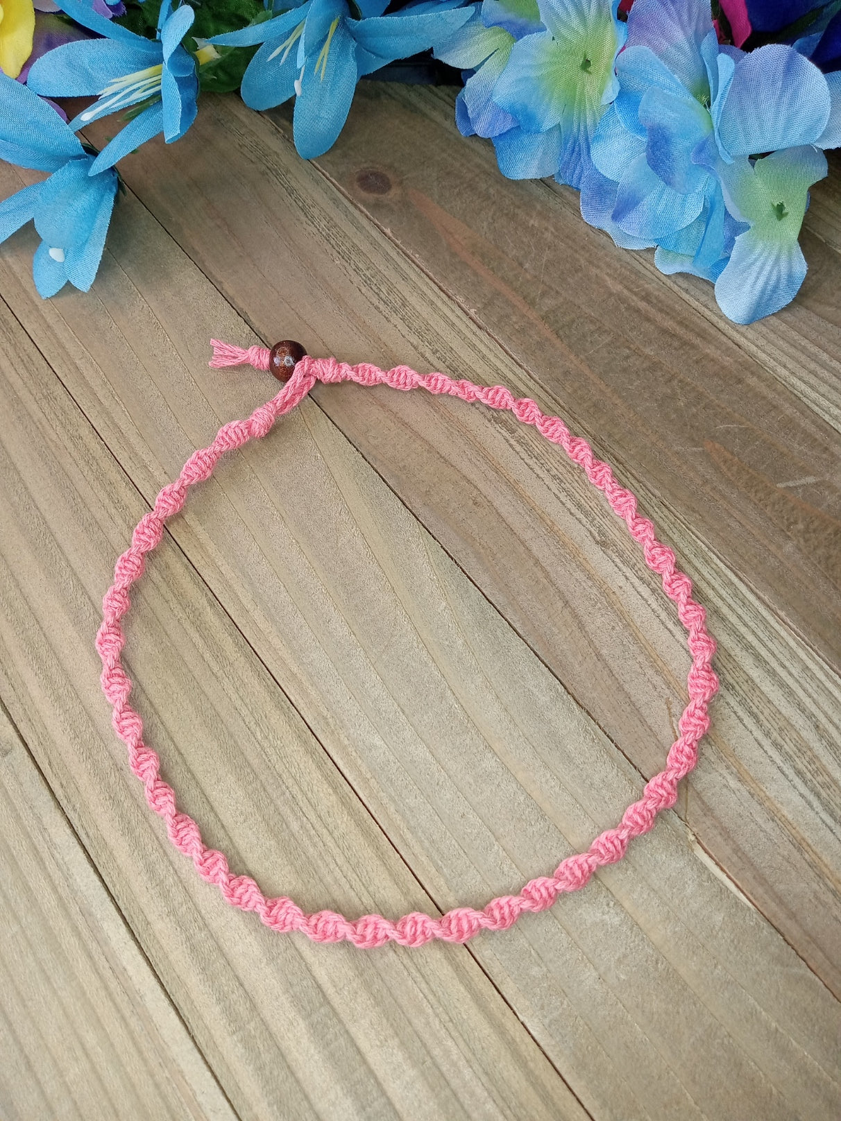 Spiral Hemp Necklace - Coral