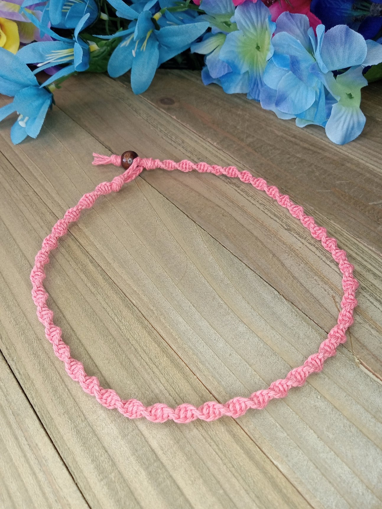 Spiral Hemp Necklace - Coral