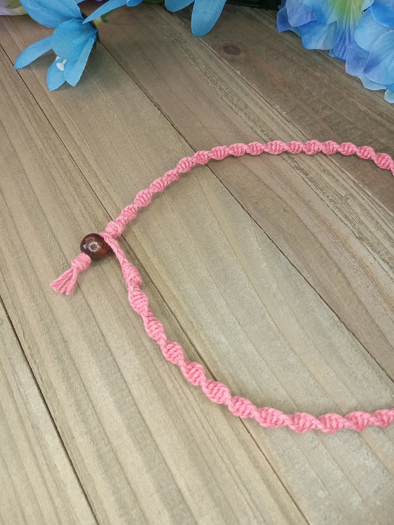 Spiral Hemp Necklace - Coral