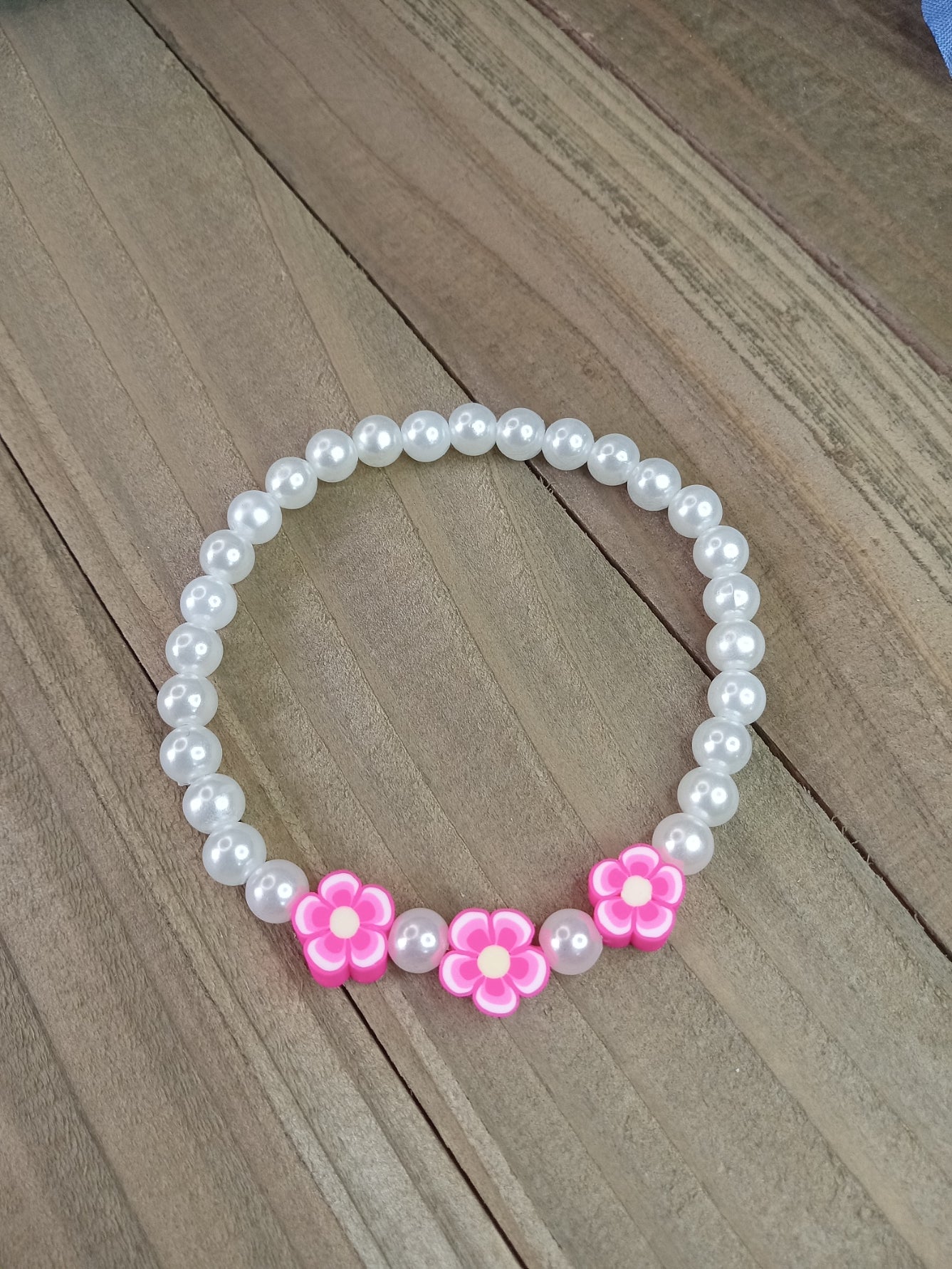 Pearl Bracelet with Hibiscus Flowers - Stacker Bracelet