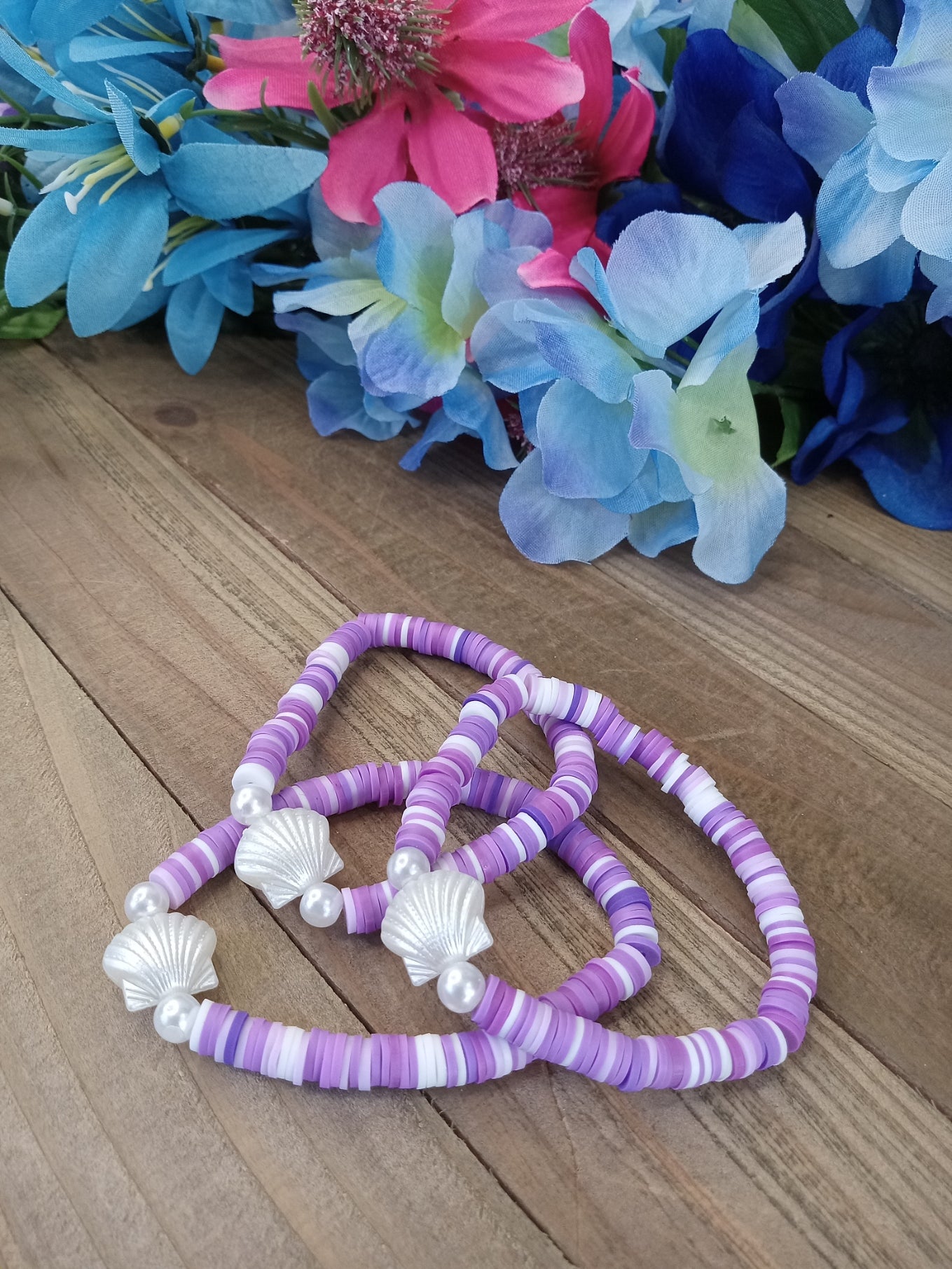 Clay Bead Bracelet - Purple with Pearly Shell