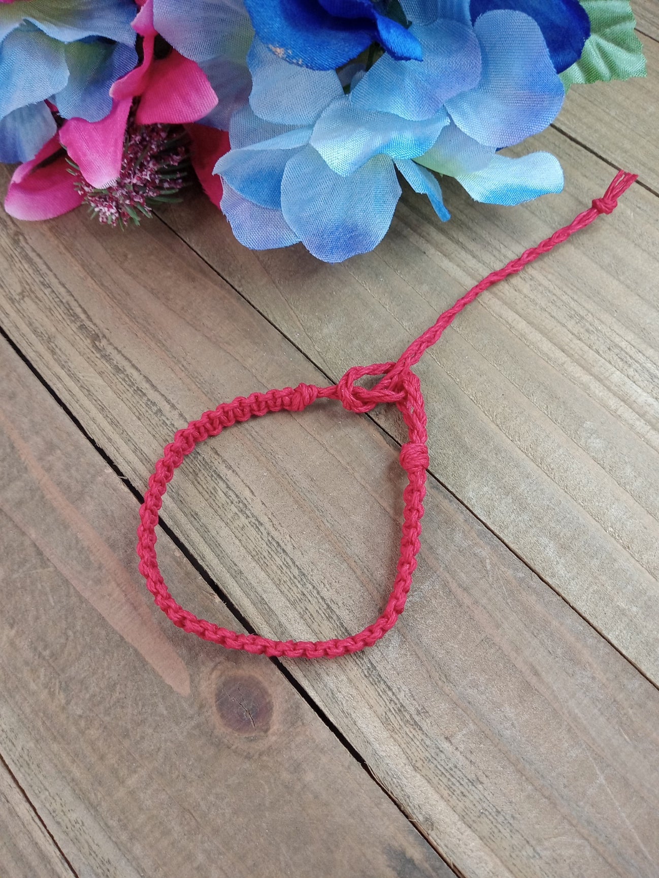 Classic Hemp Bracelet - Surfer Style - Red