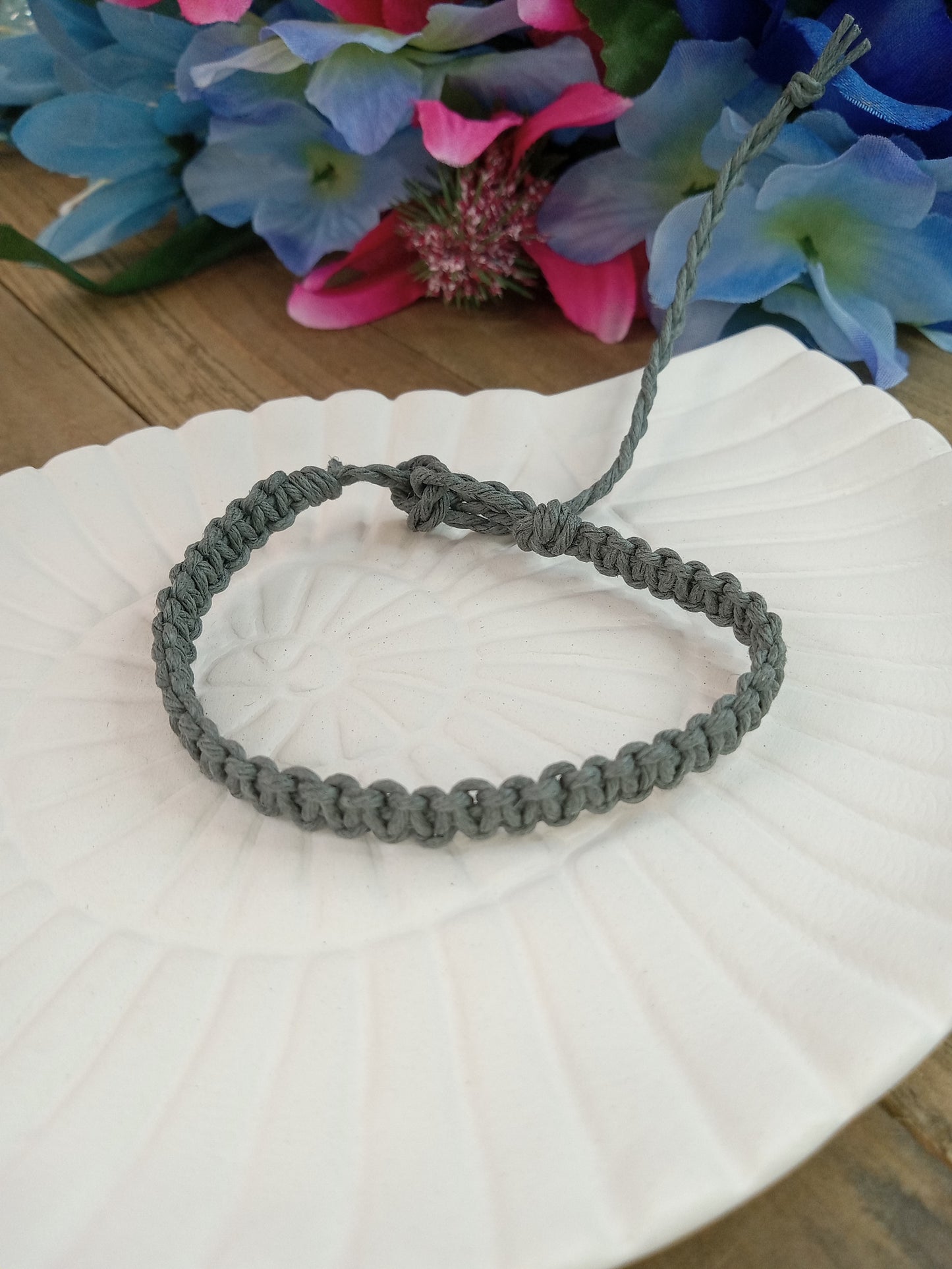 Classic Hemp Bracelet - Surfer Style - Gray