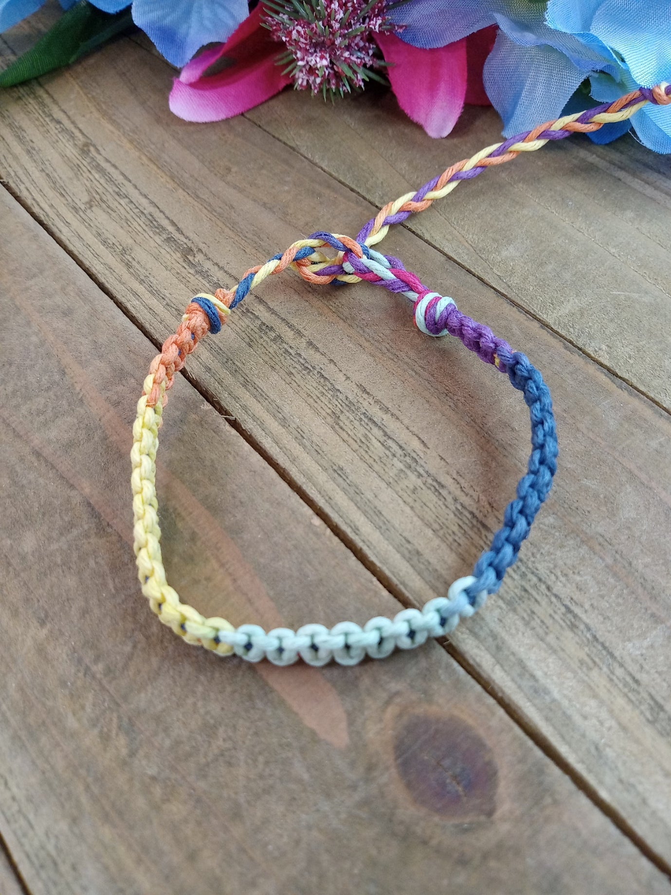 Classic Hemp Bracelet - Surfer Style - Rainbow