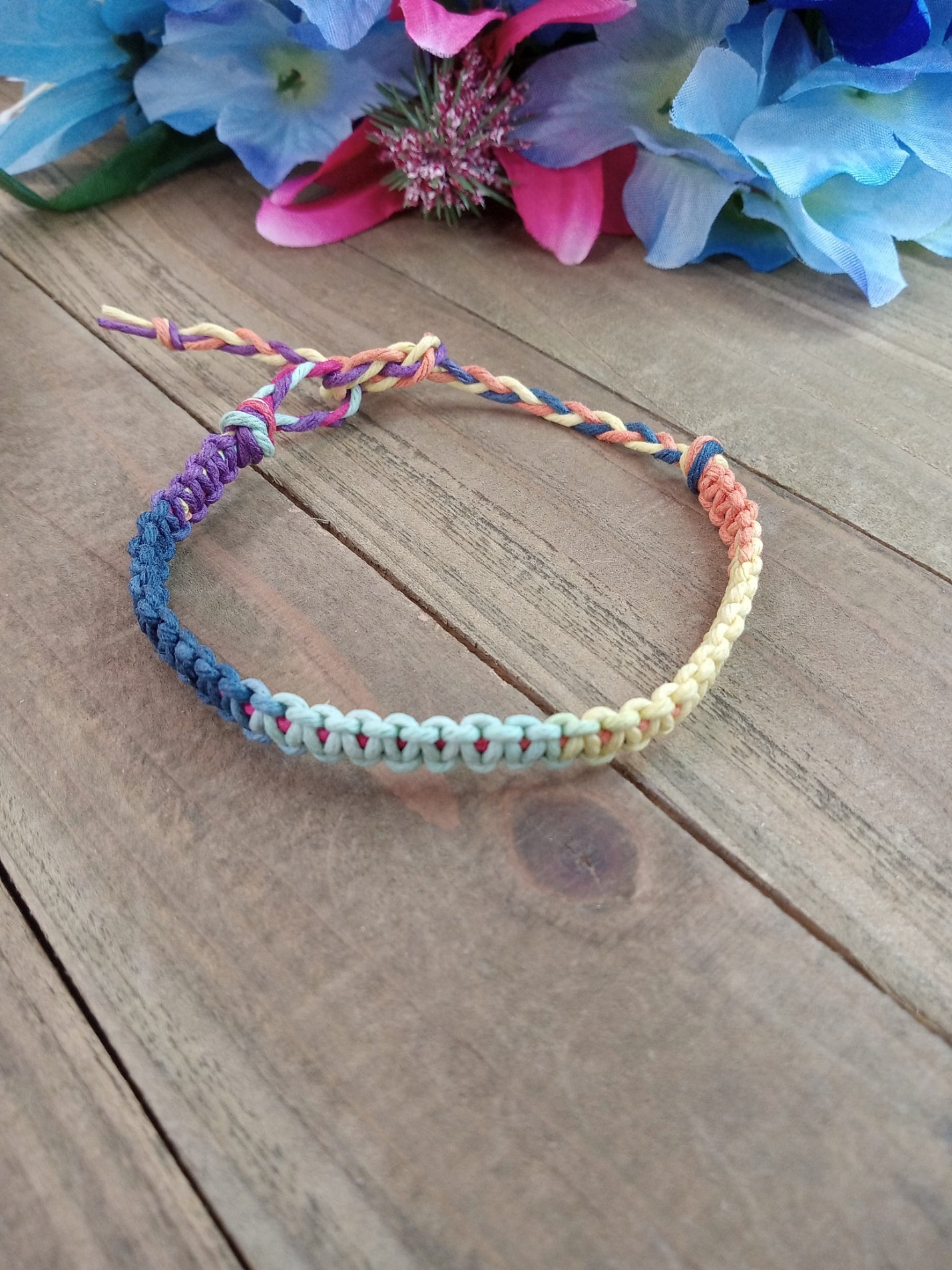 Classic Hemp Bracelet - Surfer Style - Rainbow