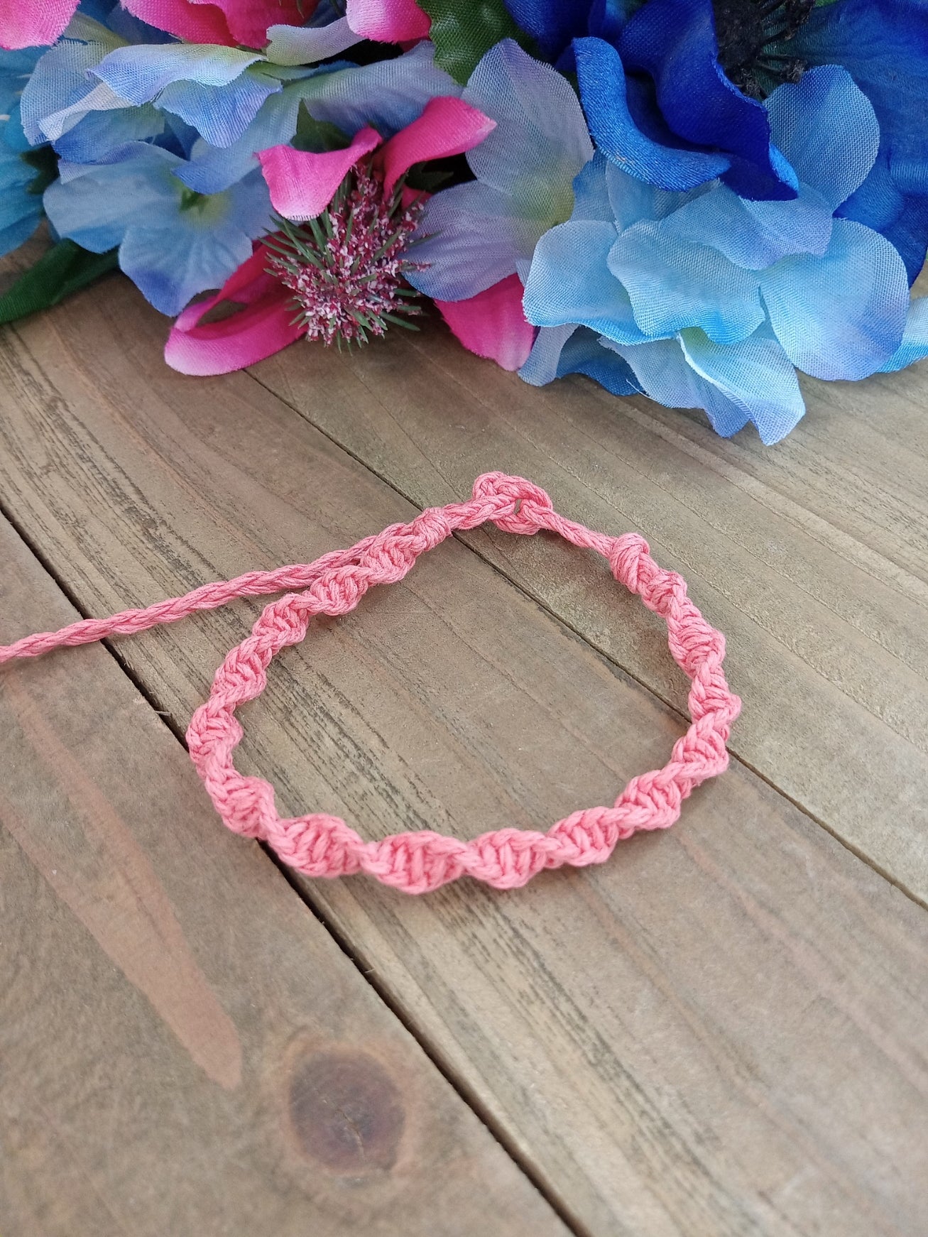 Spiral Hemp Bracelet - Surfer Style - Coral