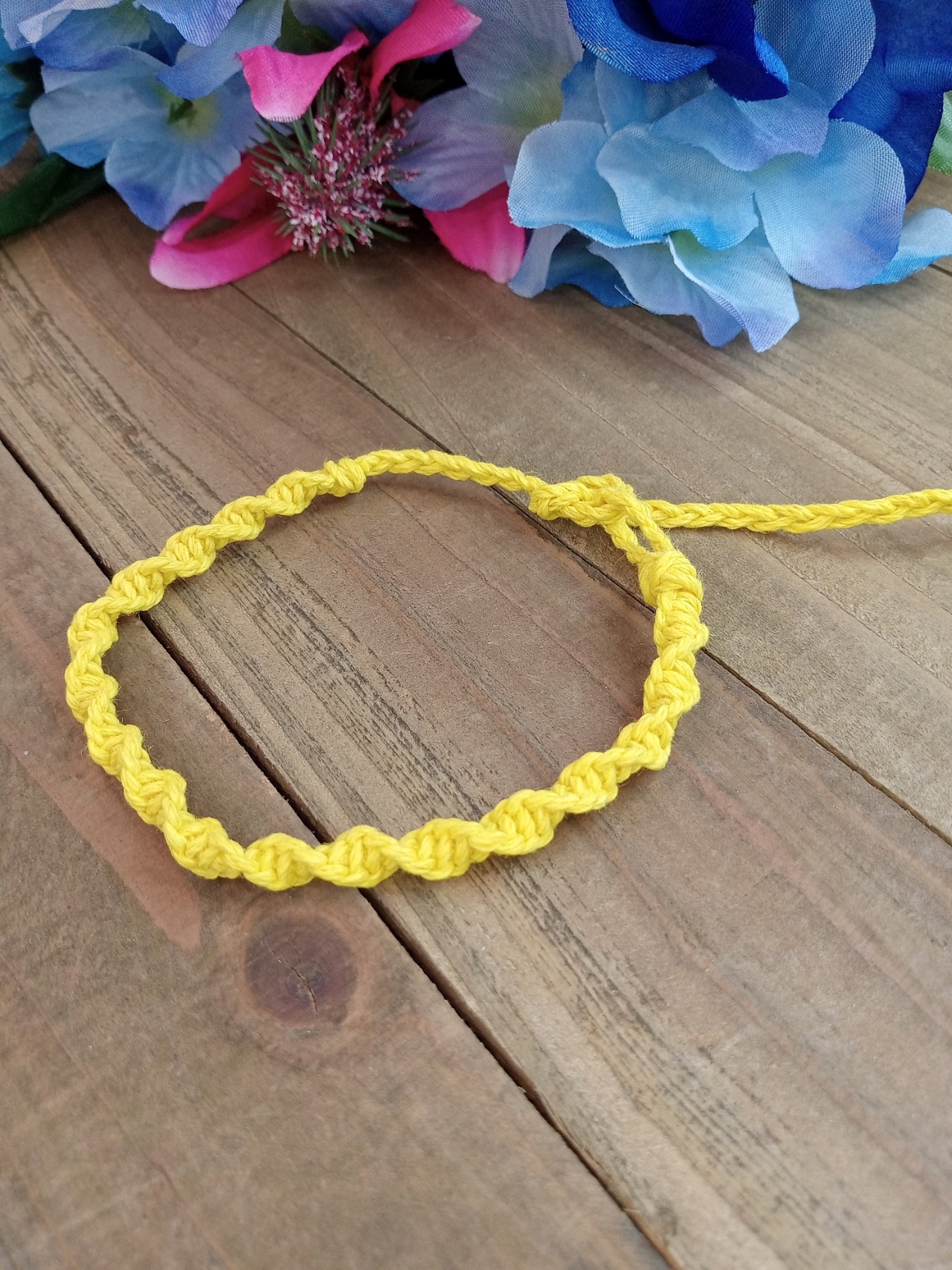 Spiral Hemp Bracelet - Surfer Style - Yellow