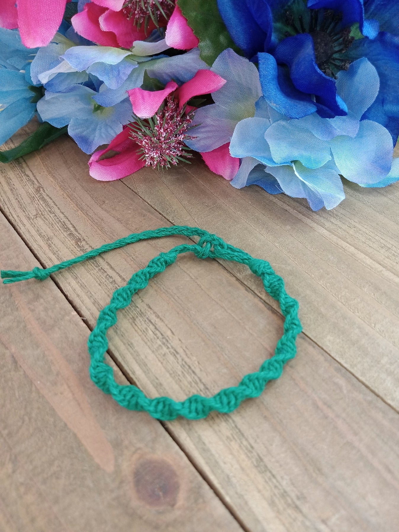 Spiral Hemp Bracelet - Surfer Style - Green