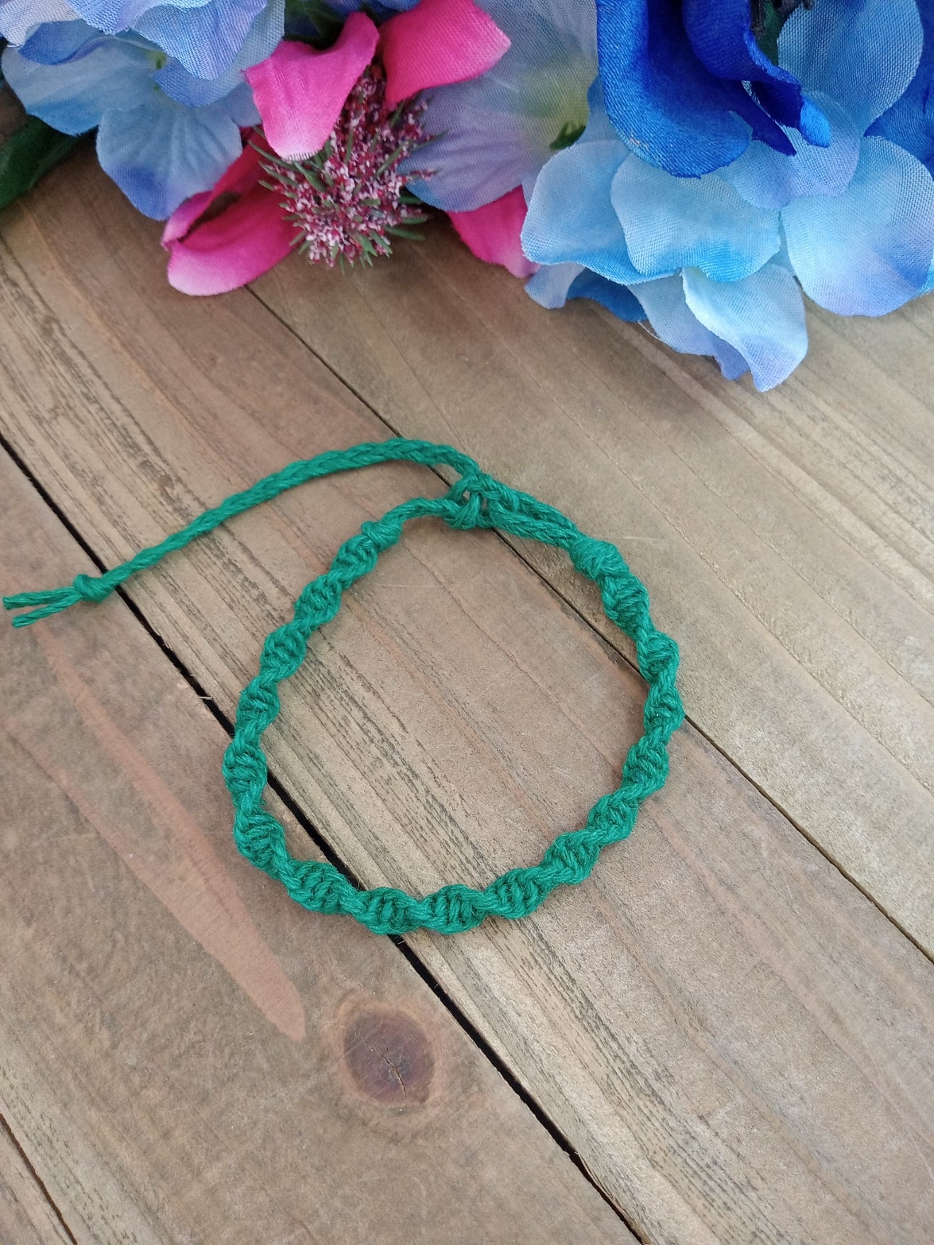 Spiral Hemp Bracelet - Surfer Style - Green