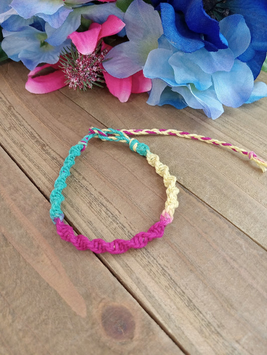 Spiral Hemp Bracelet - Surfer Style - Bingo